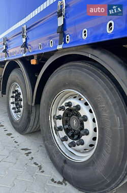 Тягач DAF XF 2015 в 