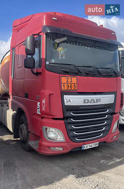 Тягач DAF XF 2015 в 