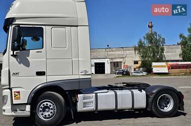 Тягач DAF XF 2015 в 