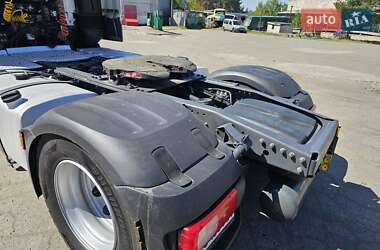 Тягач DAF XF 2015 в 