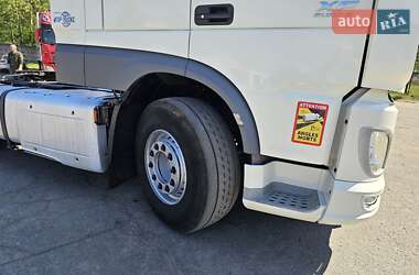 Тягач DAF XF 2015 в 