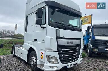 Тягач DAF XF 2015 в 