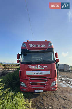 Тягач DAF XF 2015 в Надворной