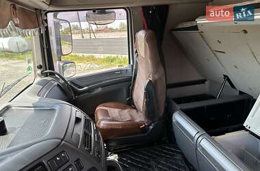 Тягач DAF XF 2015 в 
