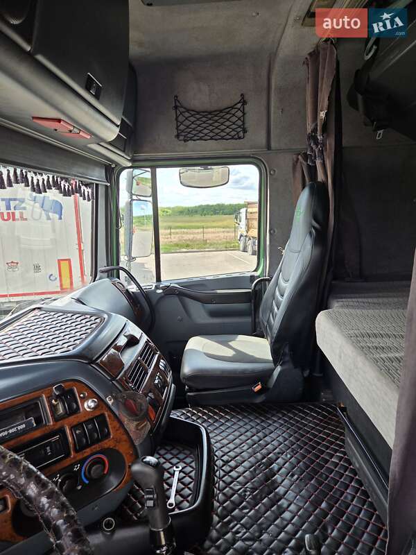 Тягач DAF XF 1998 в Павлограде