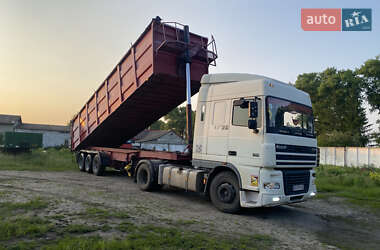 Тягач DAF XF 2005 в 