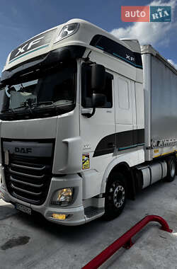 Тягач DAF XF 2015 в 