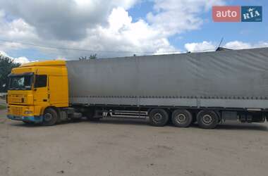 Тягач DAF XF 2004 в 