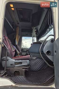 Тягач DAF XF 2001 в 