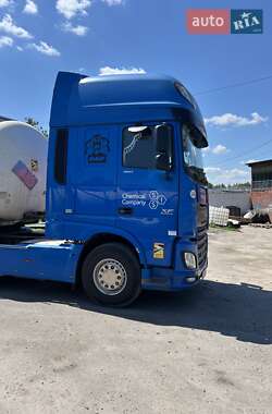 Тягач DAF XF 2015 в 