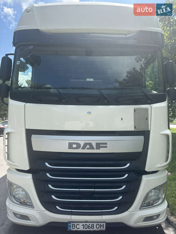 Тентований DAF XF 2017 в Львові