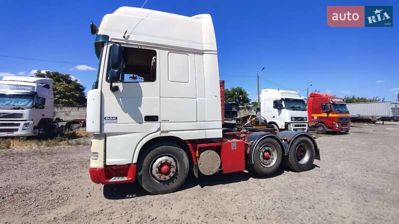 Тягач DAF XF 2001 в Одессе