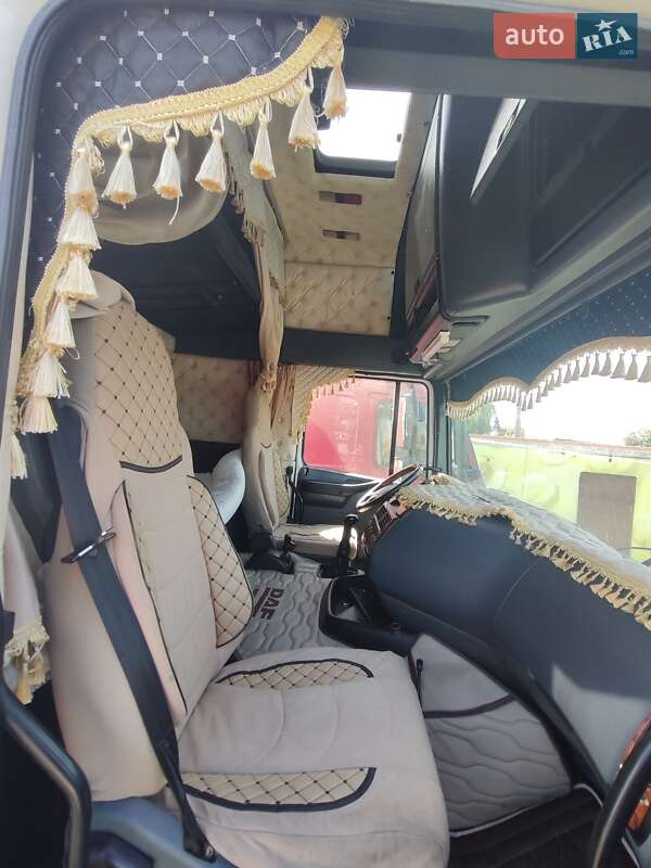 Тягач DAF XF 2001 в Одессе