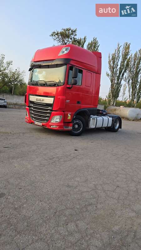 Тягач DAF XF 2014 в 