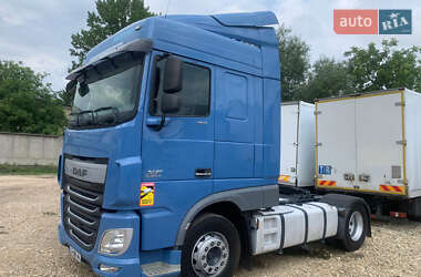 Тягач DAF XF 2016 в 