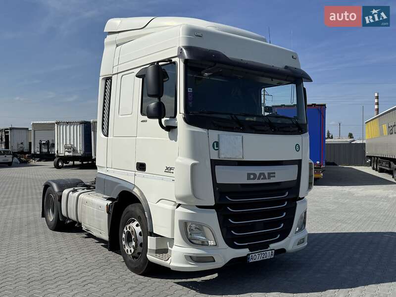 Тягач DAF XF 2015 в Ужгороде
