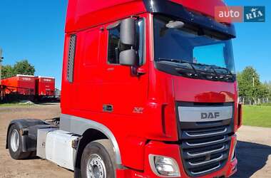 Тягач DAF XF 2016 в 