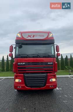 Тягач DAF XF 2013 в 