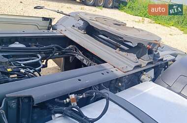 Тягач DAF XF 2017 в 