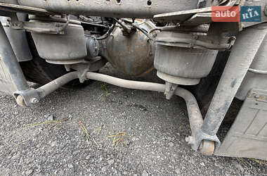 Тягач DAF XF 2006 в 