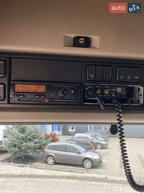 Контейнеровоз DAF XF 2014 в Бродах
