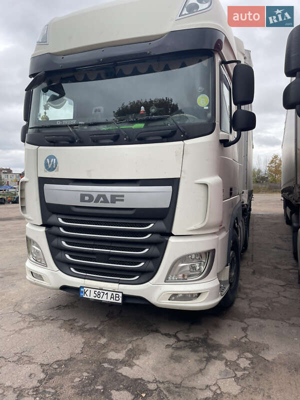 Тягач DAF XF 2016 в  фото Тягач DAF XF 2016 в