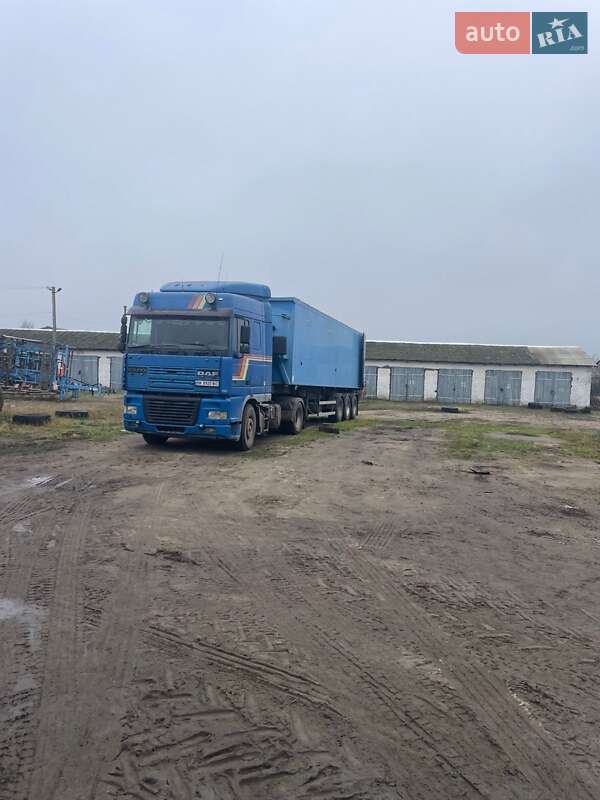 Зерновоз DAF XF 2001 в Дубровиці