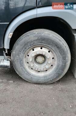 Тягач DAF XF 2014 в Ромнах