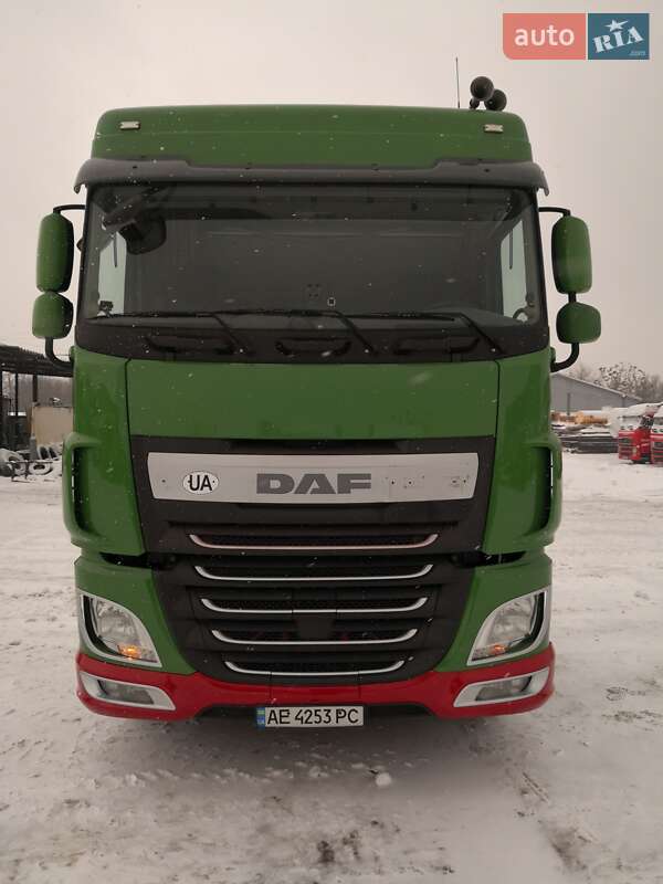 Тягач DAF XF 2013 в Каменском