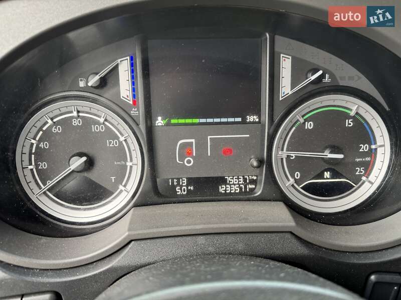 Тягач DAF XF 2014 в Ужгороде