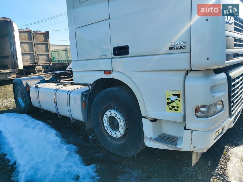 Тягач DAF XF 2003 в Каменец-Подольском