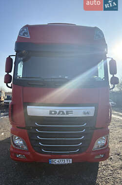 Тягач DAF XF 2015 в Львове