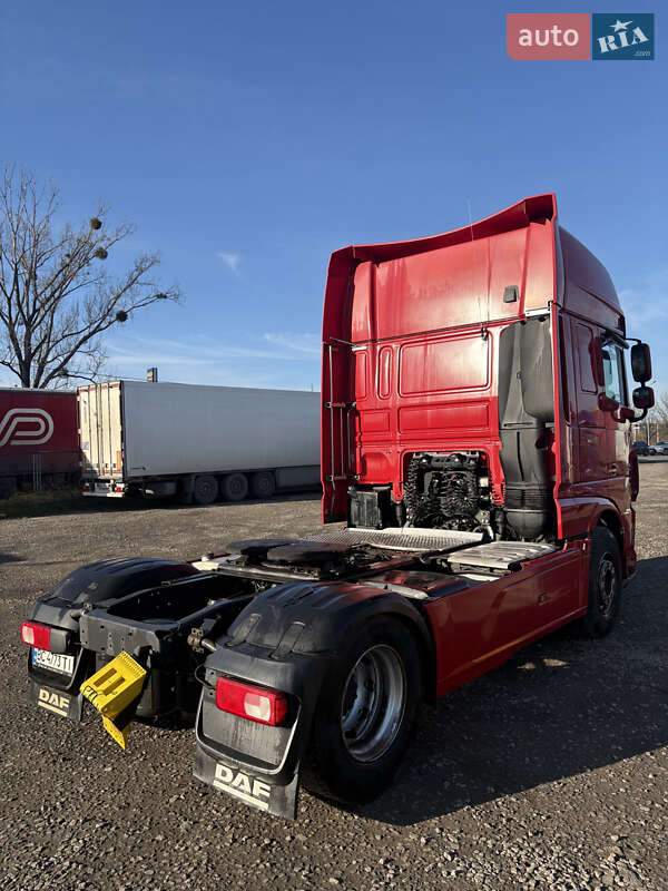 Тягач DAF XF 2015 в Львове