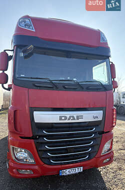 Тягач DAF XF 2015 в Львове