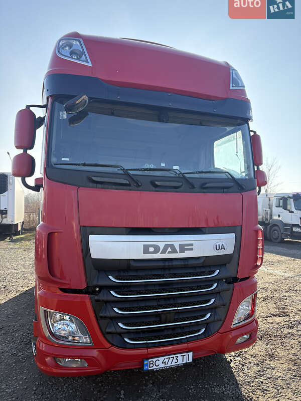 Тягач DAF XF 2015 в Львове