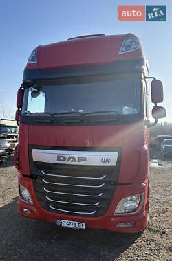 Тягач DAF XF 2015 в Львове