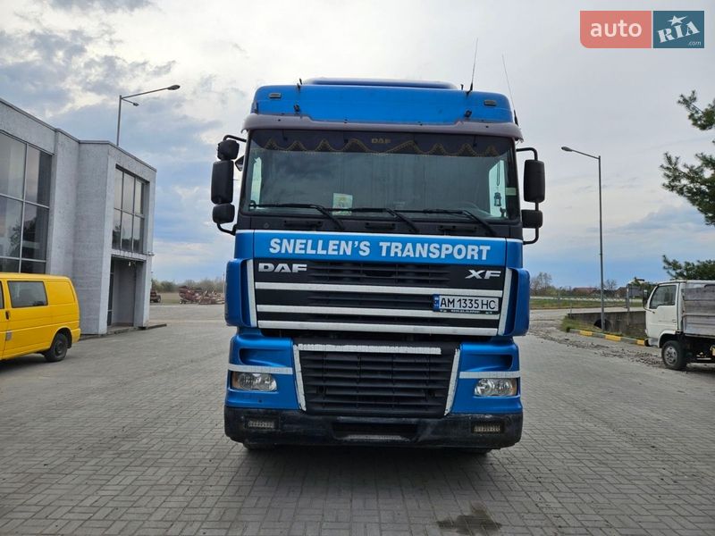 Тягач DAF XF 2004 в Львове