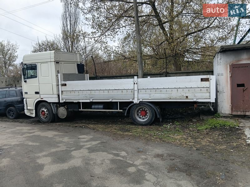 Борт DAF XF 2001 в Киеве