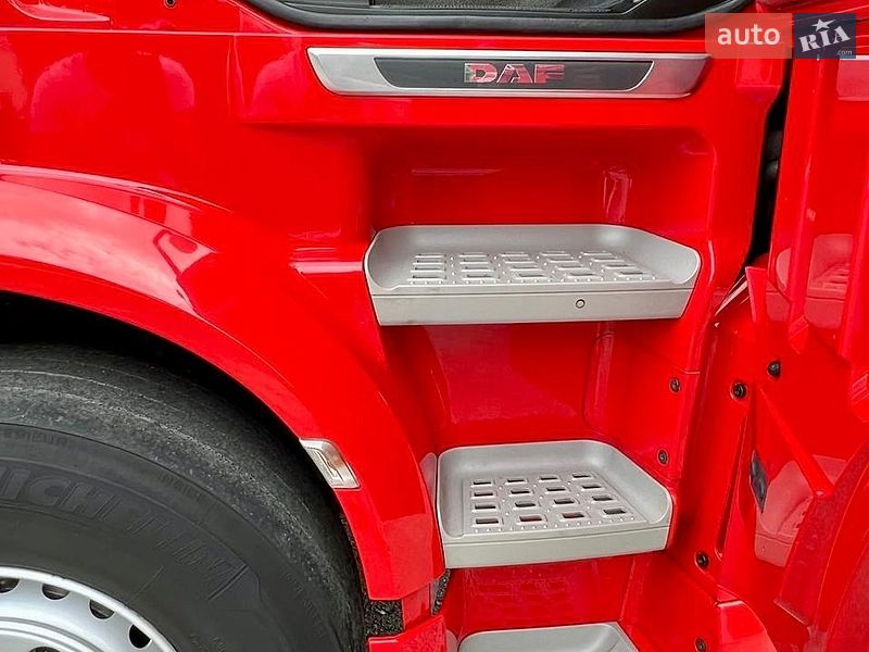 Тягач DAF XF 2020 в Дубно