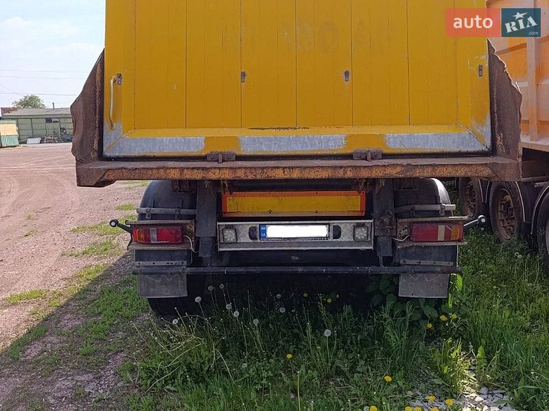 Самоскид DAF XF 2008 в Луцьку
