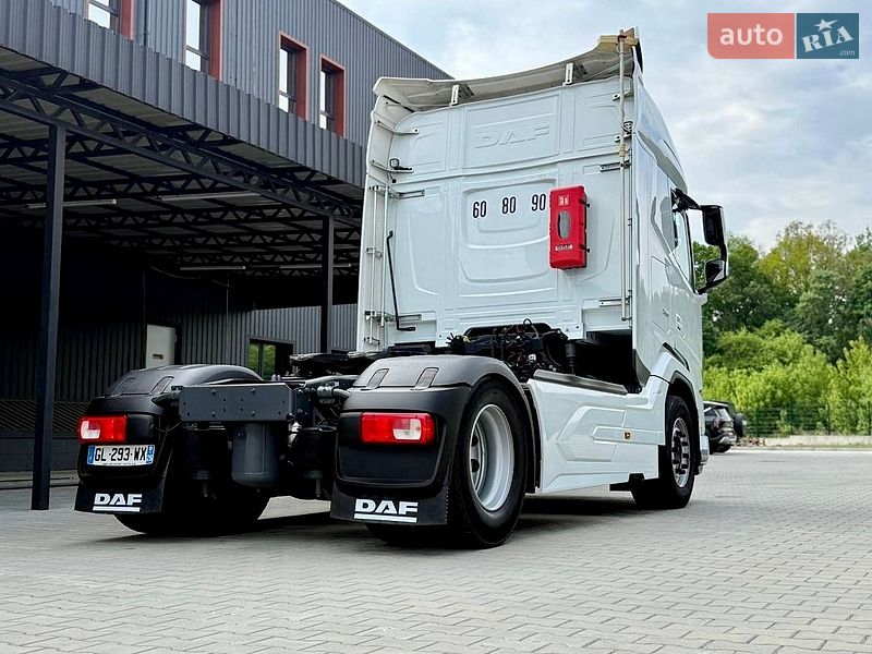 Тягач DAF XF 2023 в Дубні
