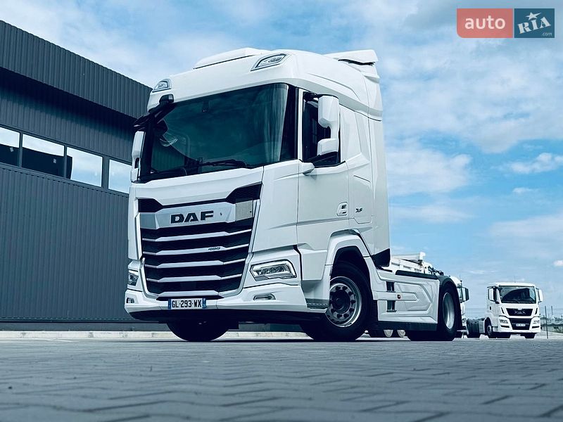 Тягач DAF XF 2023 в Дубні