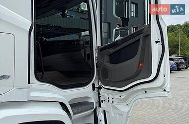 Тягач DAF XF 2023 в Дубні