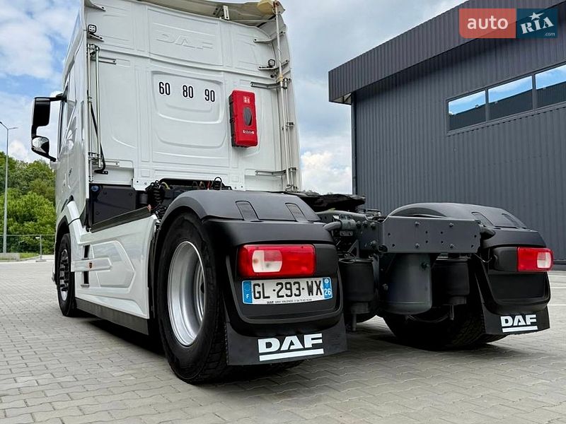 Тягач DAF XF 2023 в Дубні