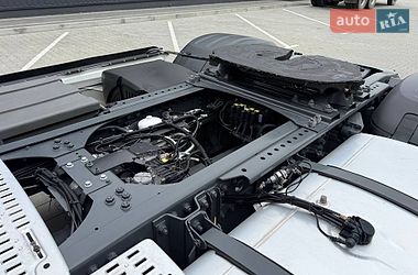 Тягач DAF XF 2023 в Дубні