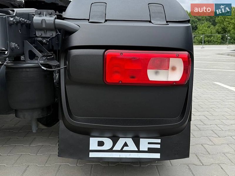 Тягач DAF XF 2023 в Дубні