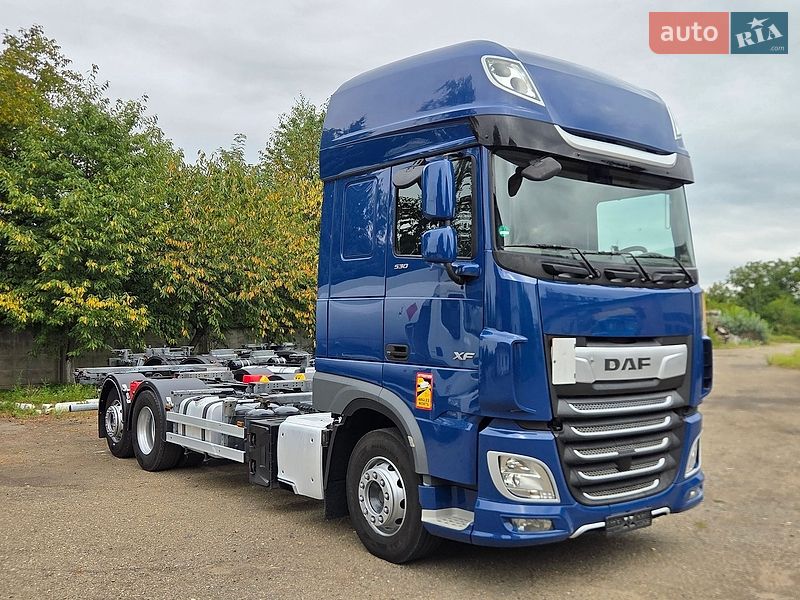Контейнеровоз DAF XF 2020 в Черновцах
