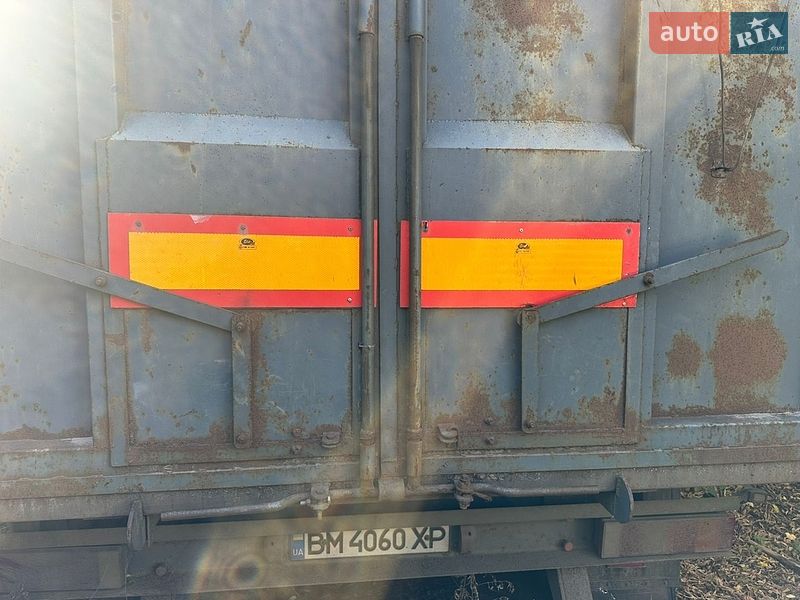 Тягач DAF XF 2003 в Лебедині