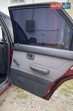 Лифтбек Daihatsu Applause 1991 в 