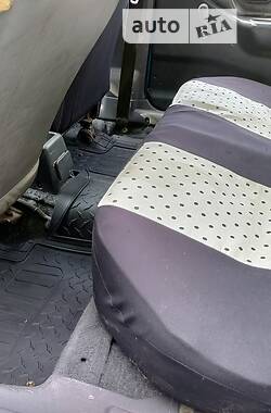 Хэтчбек Daihatsu Charade 1984 в 